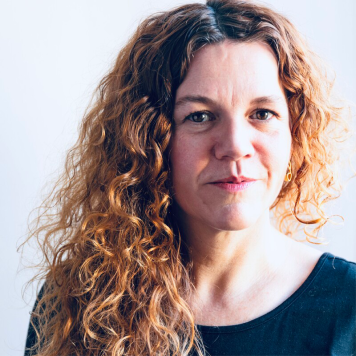 سيلفيا شوكارو